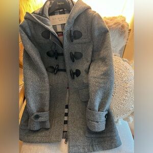 Burberry Brit Blackwell Toggle Wool
Coat Heather Grey Melange US 4 
AUTHENTIC